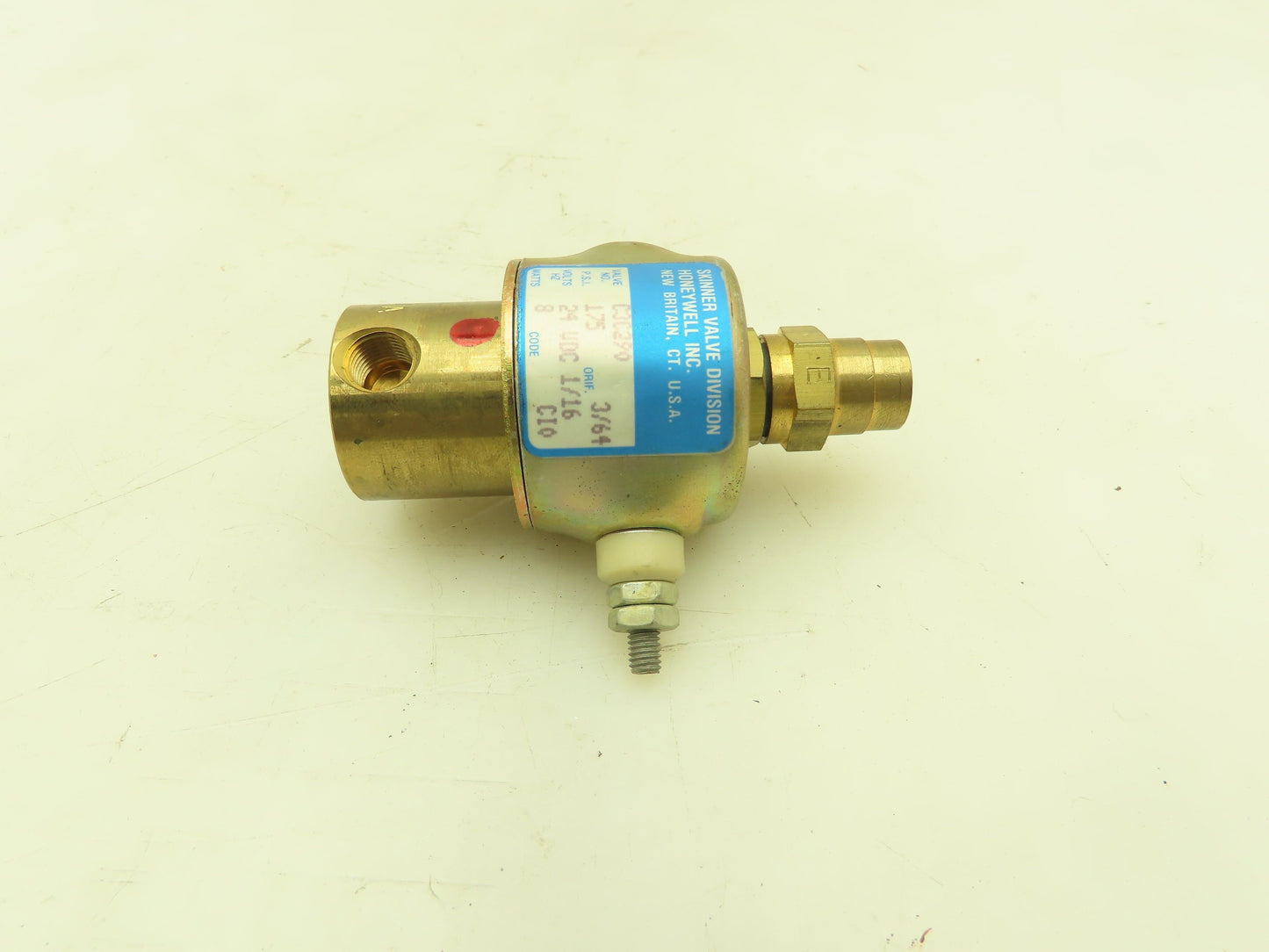Honeywell Skinner C3C290 Brass Solenoid Valve 1/8"NPT 3 Way NC 24VDC Coil 175PSI