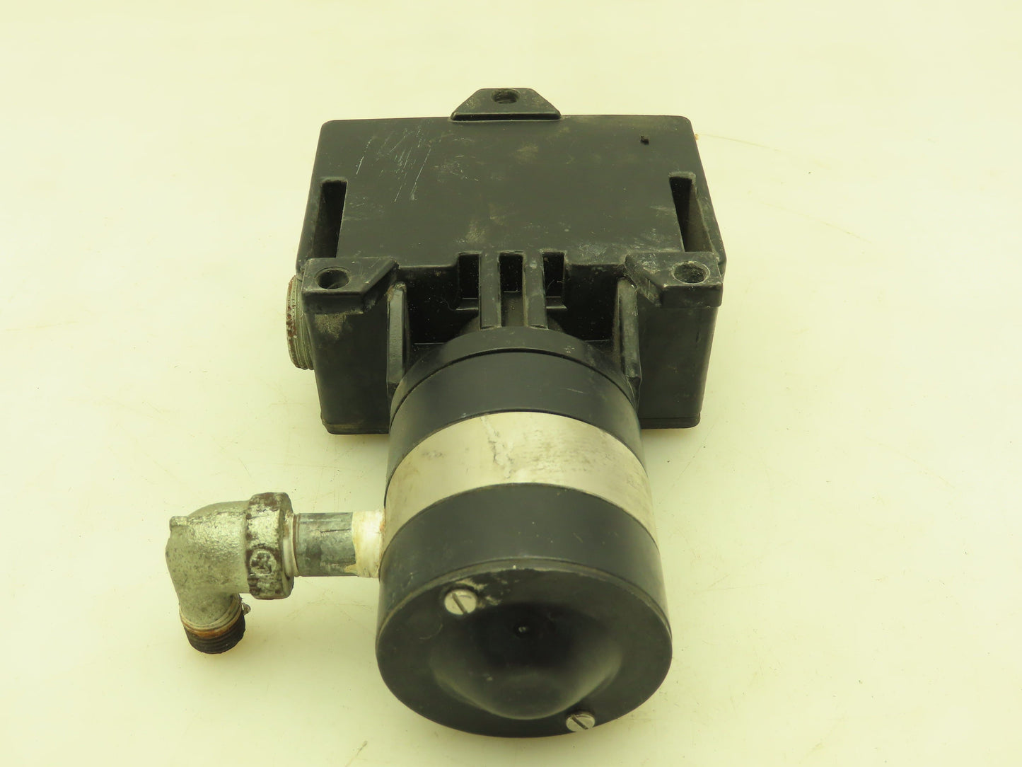 Ashcroft D420S XNHUD Pressure Switch 60 PSID 15A 125/250VAC