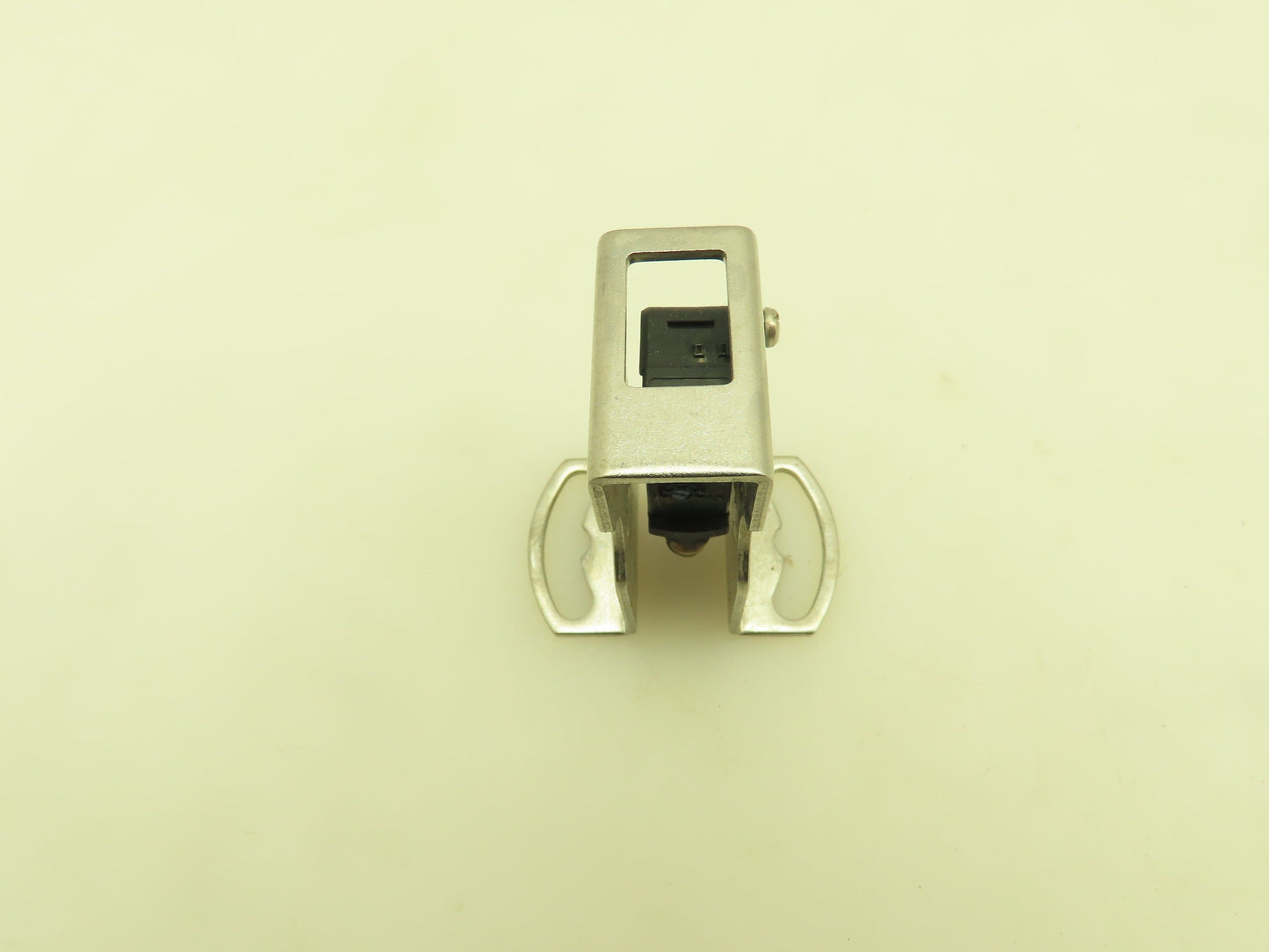 Keyence PZ-G42CP Photoelectric Sensor Switch Lot of 2