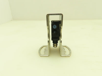 Keyence PZ-G42CP Photoelectric Sensor Switch Lot of 2