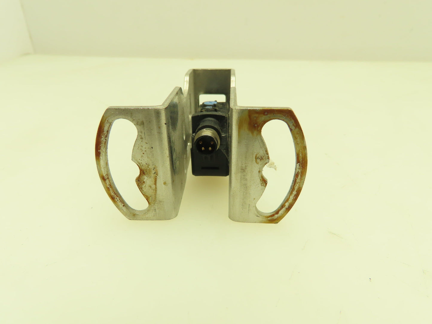 Keyence PZ-G42CP Photoelectric Sensor Switch Lot of 2