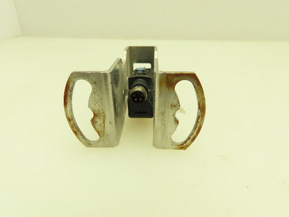 Keyence PZ-G42CP Photoelectric Sensor Switch Lot of 2