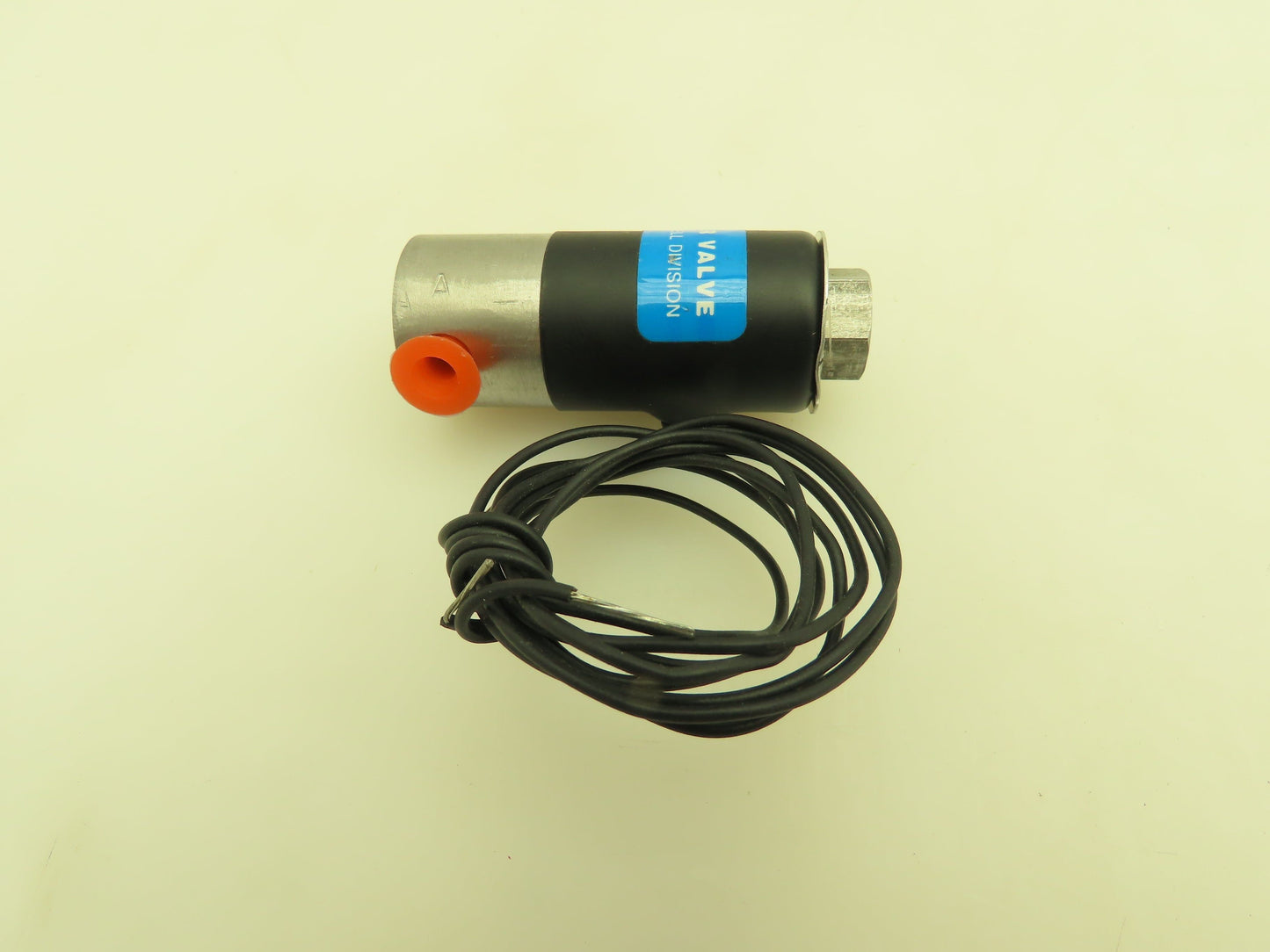 Honeywell Skinner B16DK9050 Solenoid Valve 3-Way NO 12VDC 50 PSI 1/8" NPT