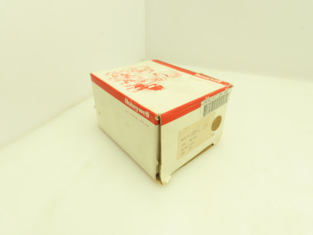 Honeywell Skinner V955LX17 Solenoid Valve 4-Way NC 24VAC 60 Hz 225 PSI 1/4" NPT