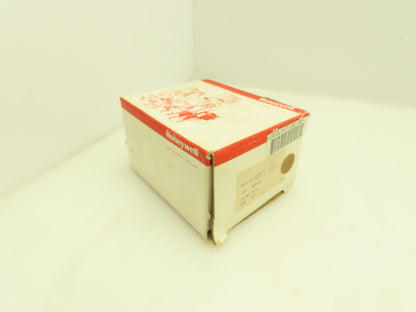 Honeywell Skinner V955LX17 Solenoid Valve 4-Way NC 24VAC 60 Hz 225 PSI 1/4" NPT