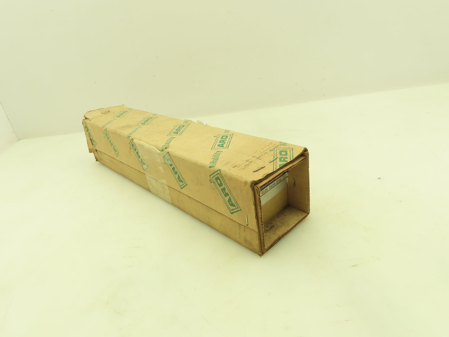 ARO 0325 2009 010 Pneumatic Round Air Cylinder 2.5" Bore 1" Stroke Double Rod