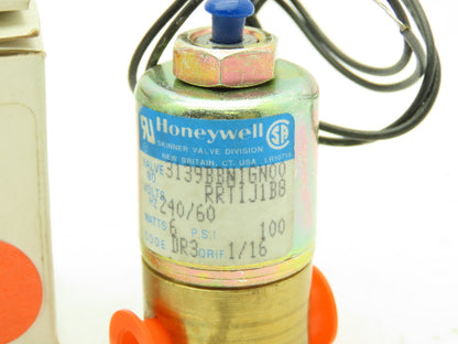 Honeywell Skinner 3139BBN1GN00 Solenoid Valve 3-Way NO 240V 100PSI 1/8" Lot of 4