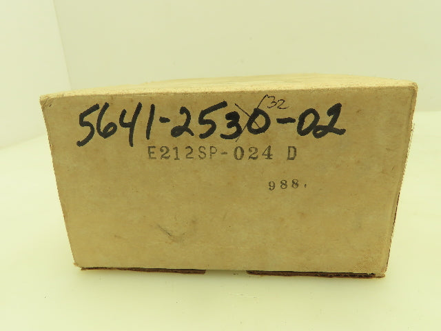 ARO E212SP 024 D Pneumatic Solenoid Control Valve 24VDC 4/2 Pos 1/4" 150 PSI