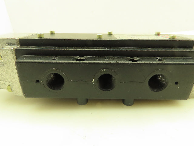 ARO Manual Pneumatic Hand Control Valve 5/2 Pos 4-Way 1/2"