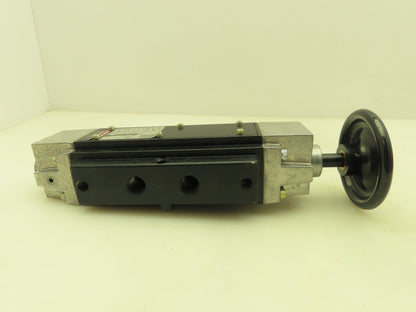 ARO Manual Pneumatic Hand Control Valve 5/2 Pos 4-Way 1/2"