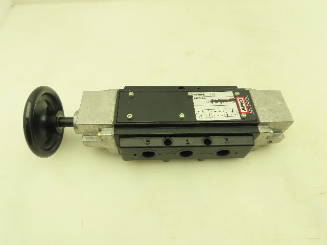 ARO Manual Pneumatic Hand Control Valve 5/2 Pos 4-Way 1/2"
