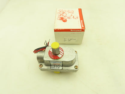 Honeywell Skinner X5RBM53860 Solenoid Valve 3-Way NC 24VDC 75PSI 1/4NPT Latching