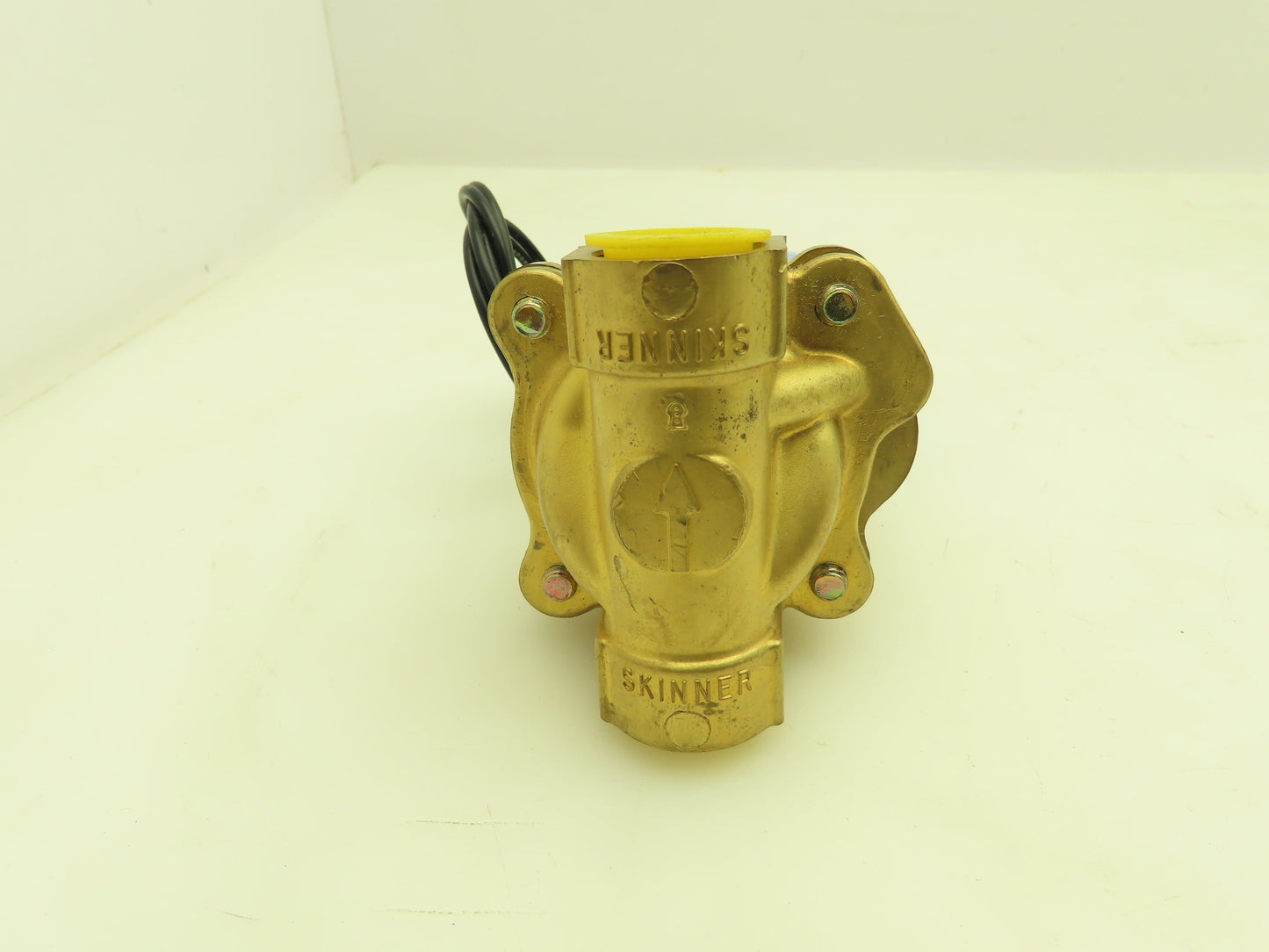 Honeywell Skinner 708N71A1BN Solenoid Valve 2-Way NO 240V 5-125 PSI 3/8" NPT