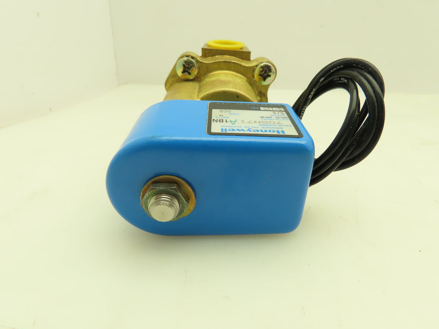 Honeywell Skinner 708N71A1BN Solenoid Valve 2-Way NO 240V 5-125 PSI 3/8" NPT