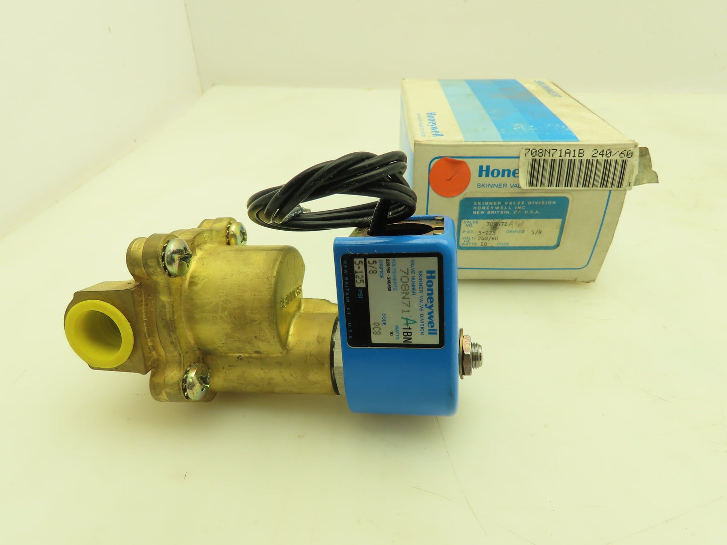 Honeywell Skinner 708N71A1BN Solenoid Valve 2-Way NO 240V 5-125 PSI 3/8" NPT