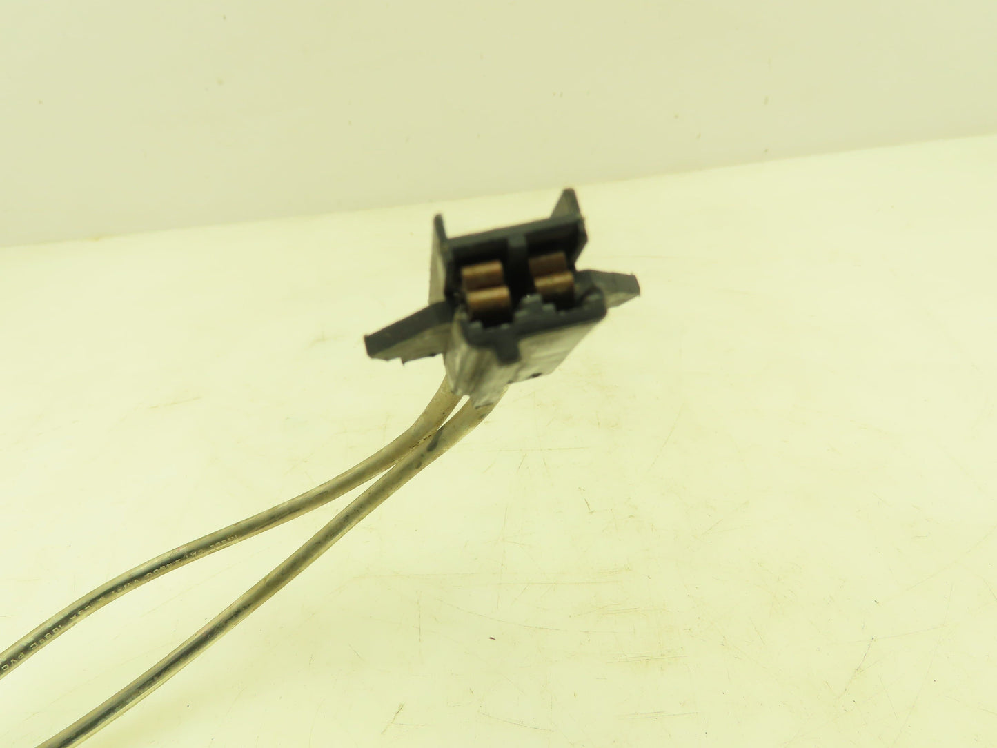 Honeywell Skinner 2030831 Solenoid Valve 2-Way NC 24VDC 5-150 PSI 3/8" NPT