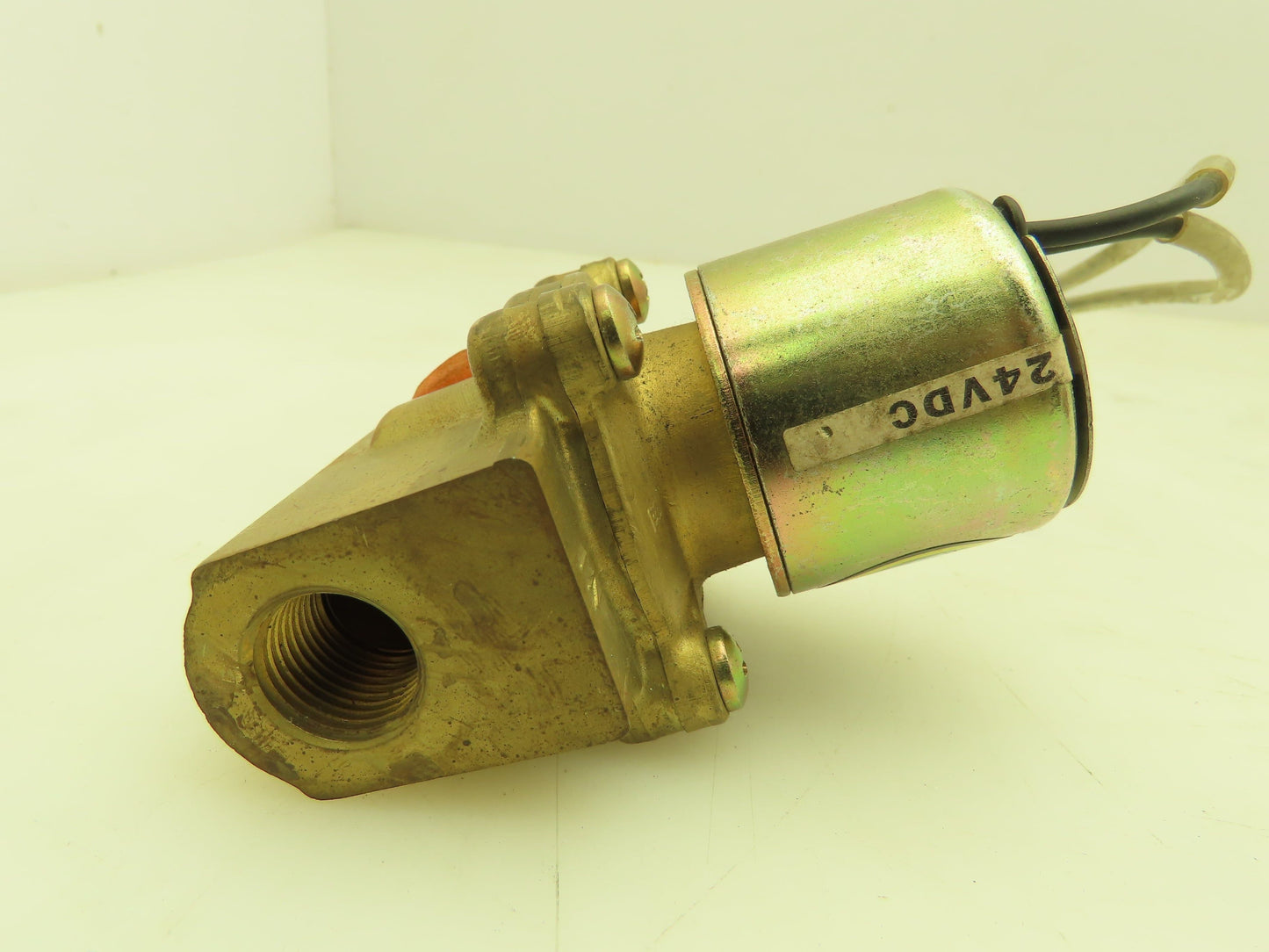 Honeywell Skinner 2030831 Solenoid Valve 2-Way NC 24VDC 5-150 PSI 3/8" NPT