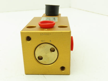 Honeywell Lucifer E332B01 Solenoid Valve 3-Way NO 110VDC 15 bar 217 PSI 1/4"NPT