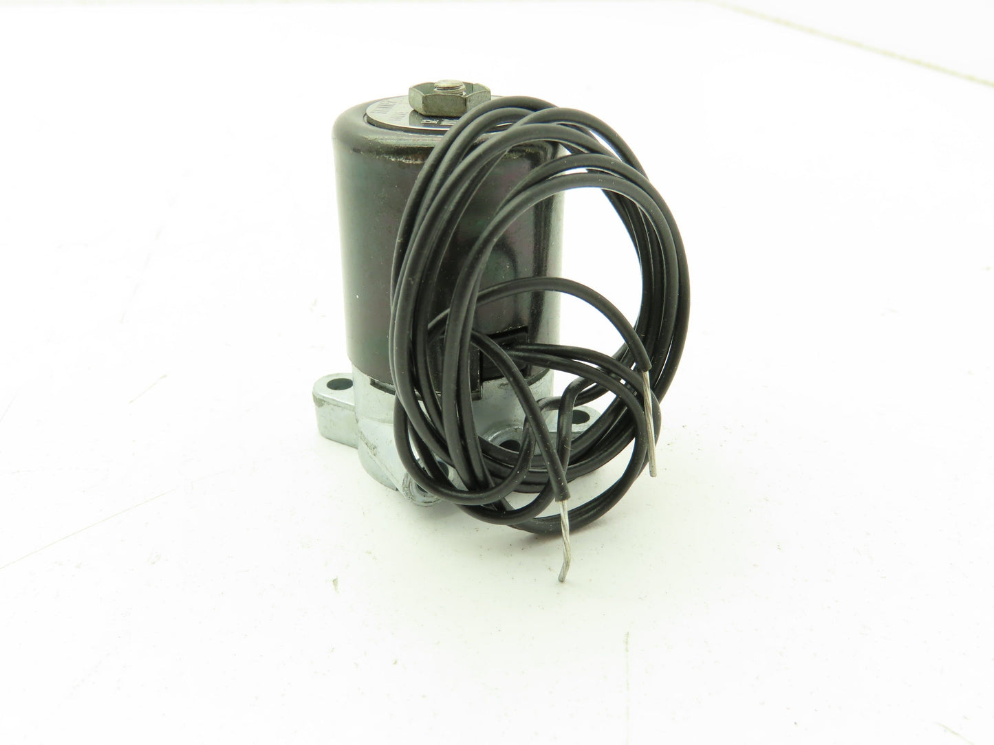 Honeywell Skinner MBD005 Micro Miniature Air Solenoid Valve 12 VDC 150 PSI