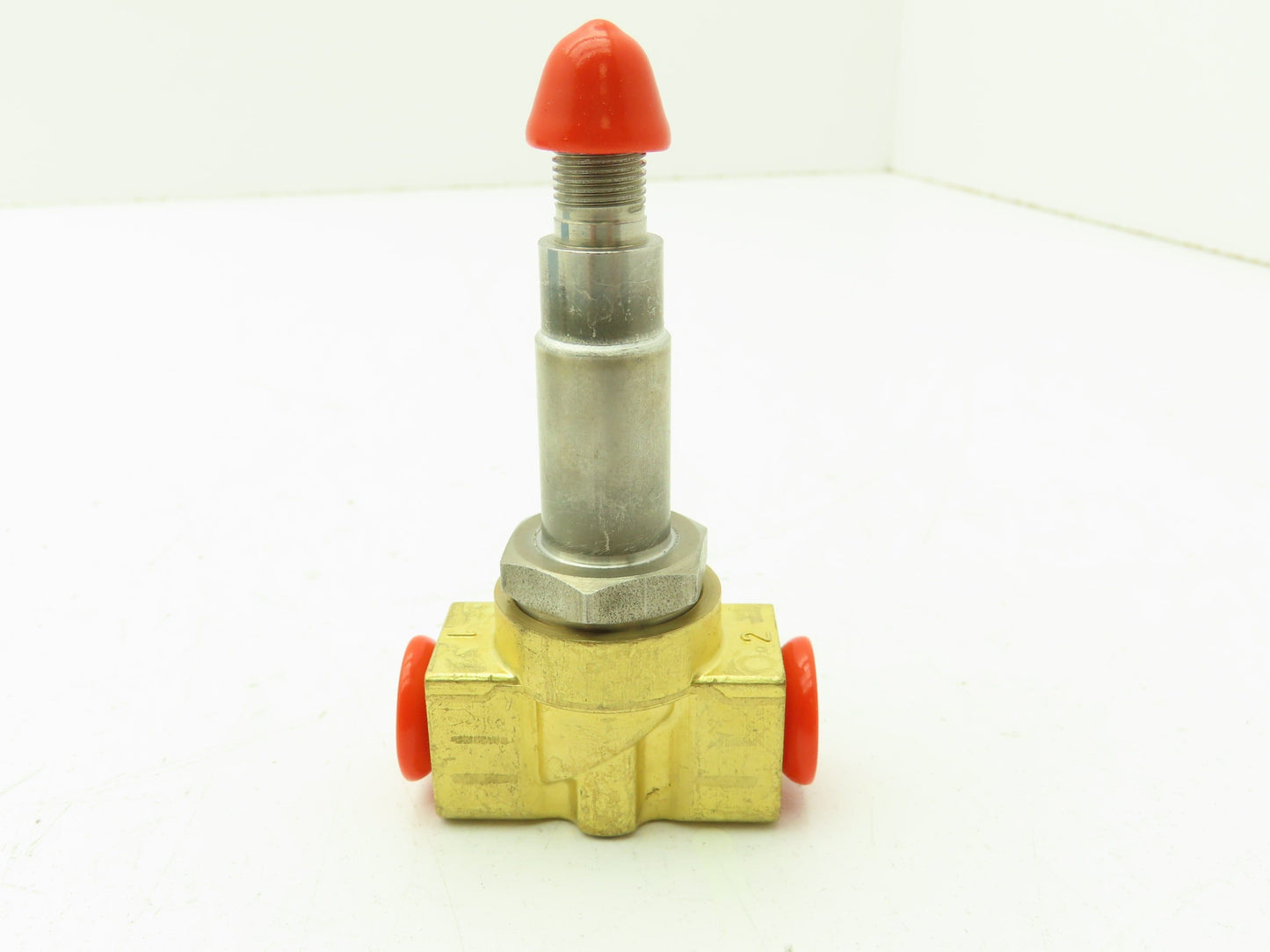 Honeywell Skinner 713N3 Solenoid Valve 3-Way NO 600 PSI 1/4" NPT Brass