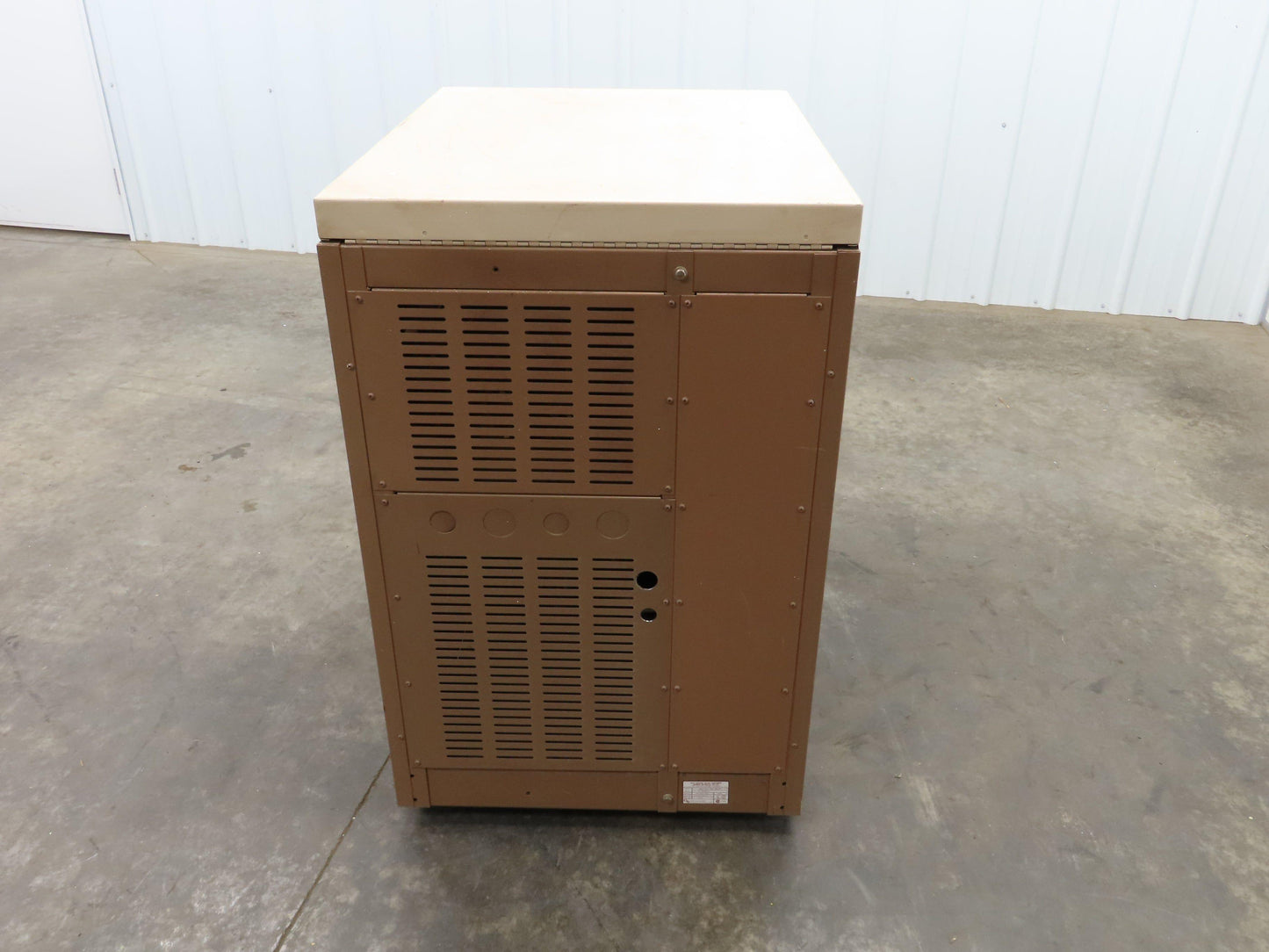 Sola 103-28-275-3 7500va Harmonic Neutralized CVS Voltage Regulator