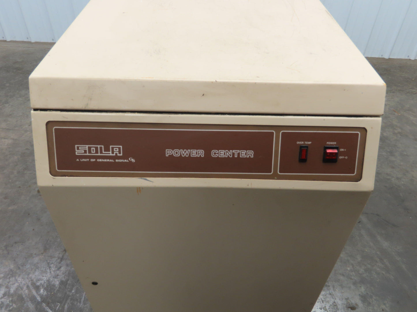 Sola 103-28-275-3 7500va Harmonic Neutralized CVS Voltage Regulator