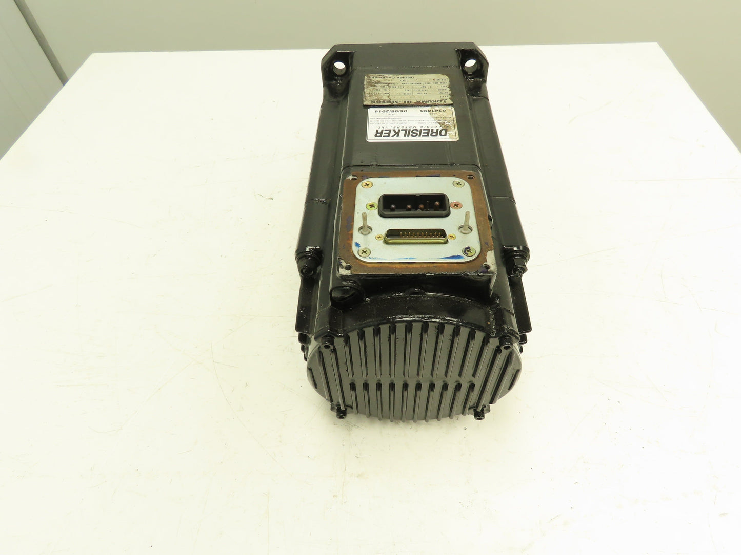 Okuma BL-MH201E-12S Servo Motor BL Series 1200RPM 2.4KW 163v