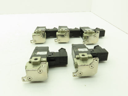 SMC VS3115-015DBL LOT OF 5 SMC VS3115-015DBL 3-Port Solenoid Valves 24 VDC Coil