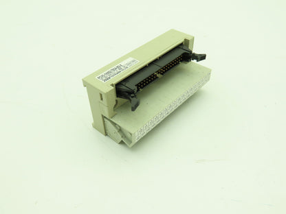 Toyogiken PCV5-1H402-TB34-M2-X 40 Pin Adaptor Din Rail MIL Connector Lot of 4