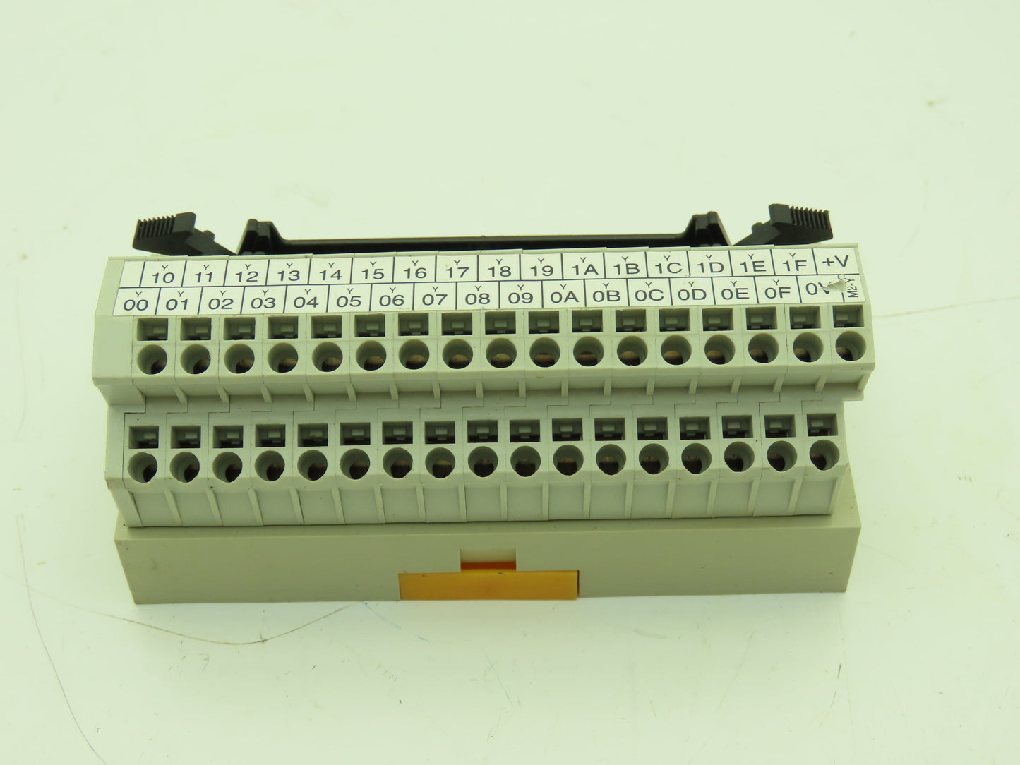 Toyogiken PCV5-1H402-TB34-M2-Y 40 Pin Adaptor Din Rail MIL Connector Lot of 3