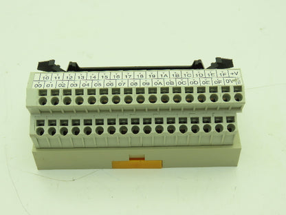 Toyogiken PCV5-1H402-TB34-M2-Y 40 Pin Adaptor Din Rail MIL Connector Lot of 3