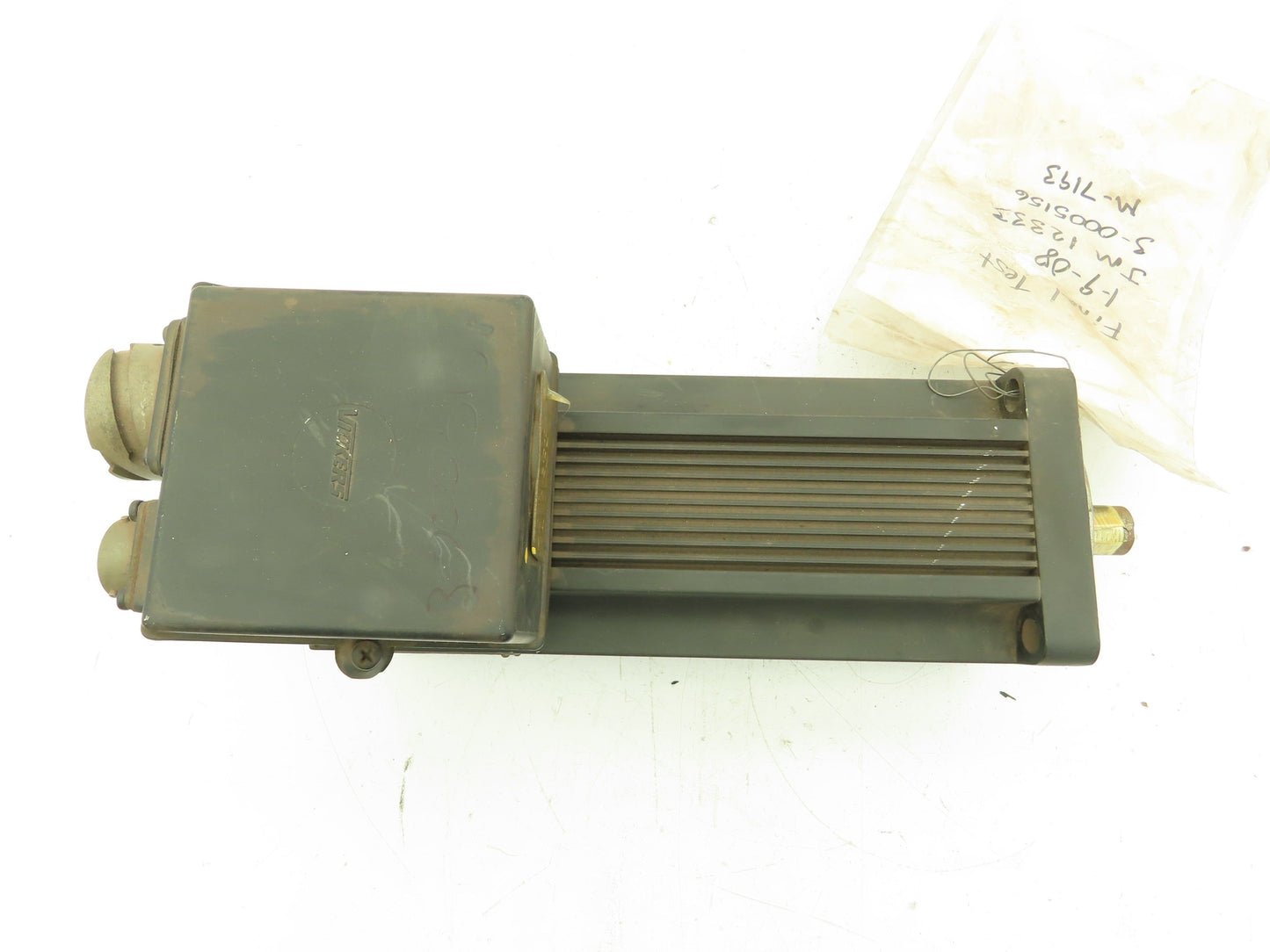 Vickers Brushless Servomotor 200v 2.67kw 6000rpm