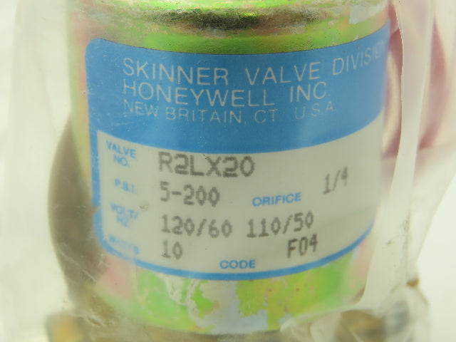 Honeywell Skinner R2LX20 Solenoid Valve 2-Way 120V 5-200PSI 1/4" NPT Oxygen Use