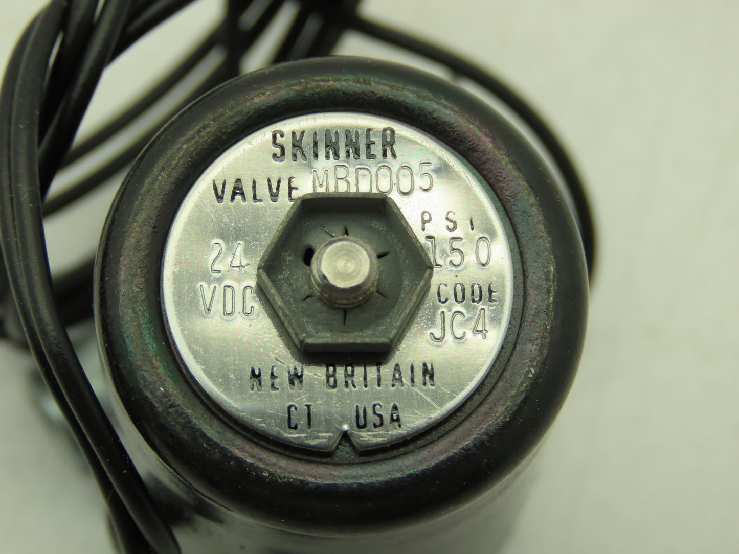 Honeywell Skinner MBD005 Micro Miniature Solenoid Air Valve 3-Way 24VDC 150 PSI