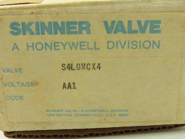 Honeywell Skinner S4LOMCX4 Directional Control Spool Valve 5 Port 3 Pos 1/2"NPT