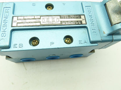 Honeywell Skinner S4L0KFX5 Directional Control Spool Valve 5 Port 3 Pos 3/4" NPT