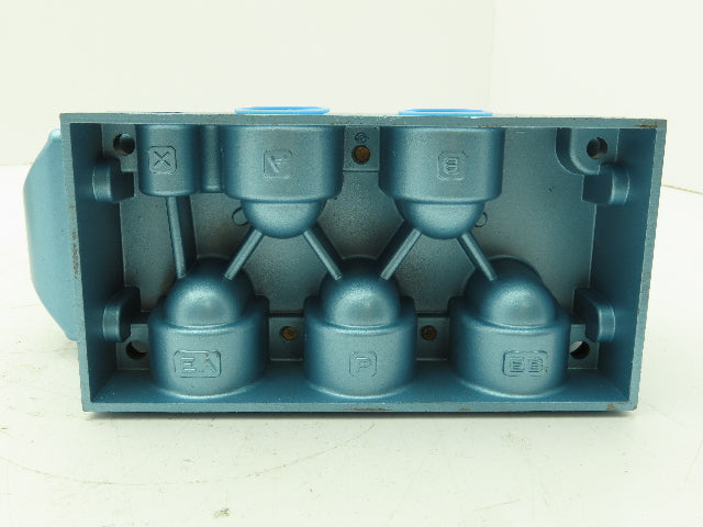 Honeywell Skinner S4L0KFX5 Directional Control Spool Valve 5 Port 3 Pos 3/4" NPT