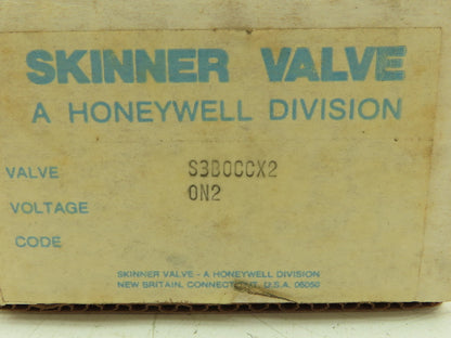 S3B0CCX2 Skinner Directional Control Valve 5/2 5 Way 2 Pos 1/4" NPT 150 PSI