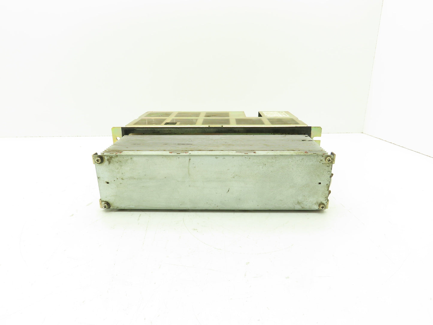 Yaskawa Electric CACR-IR44SFB-P00-B06 Servopack Servo Drive 230V 3Ph Input