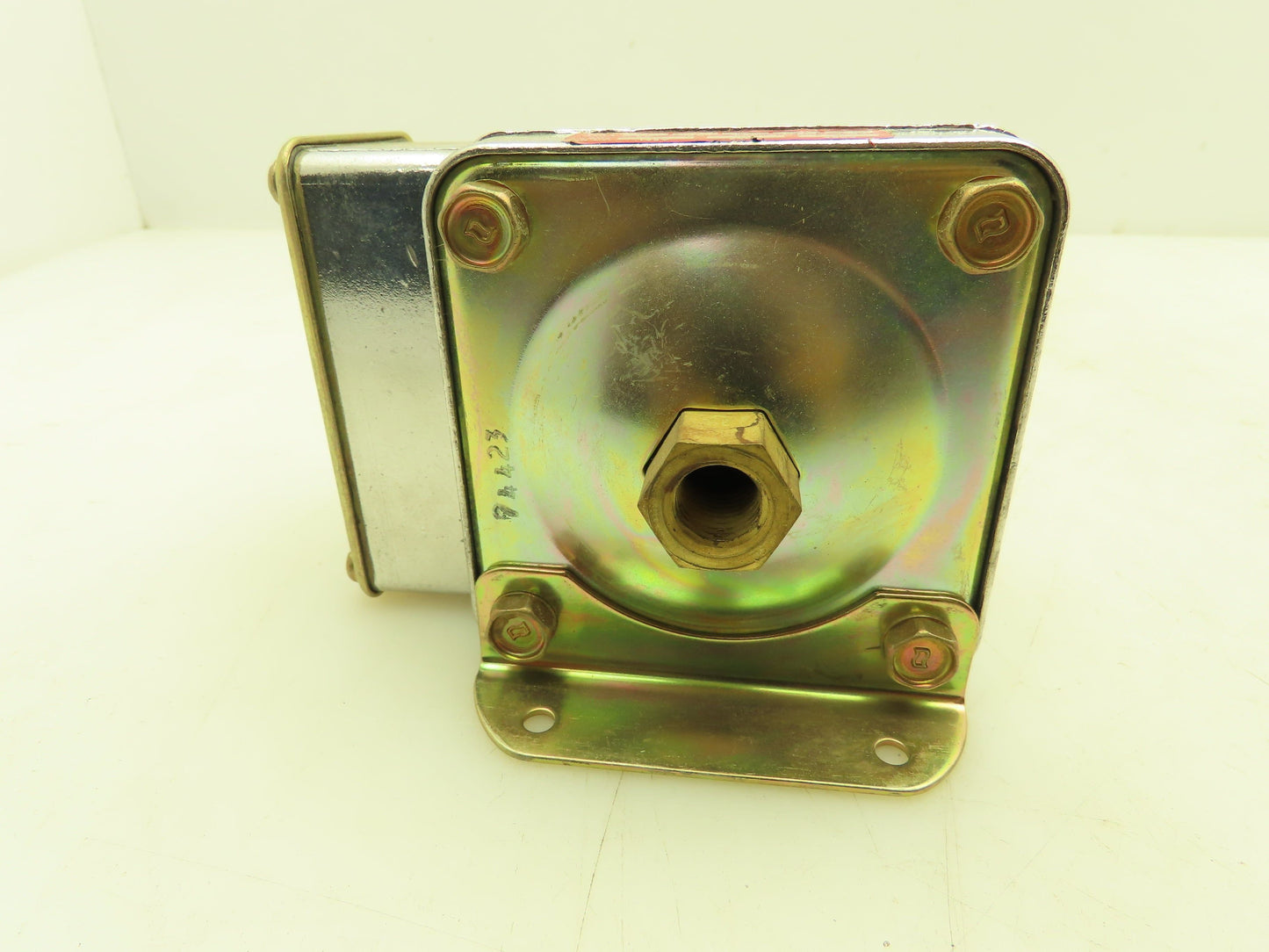 Barksdale Delaval C2T-A3 Diaphragm Pressure Switch .03-3 PSI Range