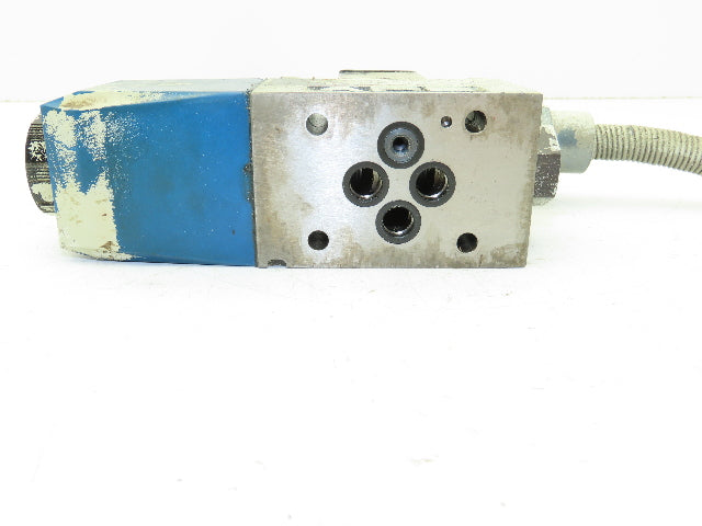 Vickers DG4V-3-2A-M-P2-T-7-P20-50 Tokyo Hydraulic Directional Control Valve