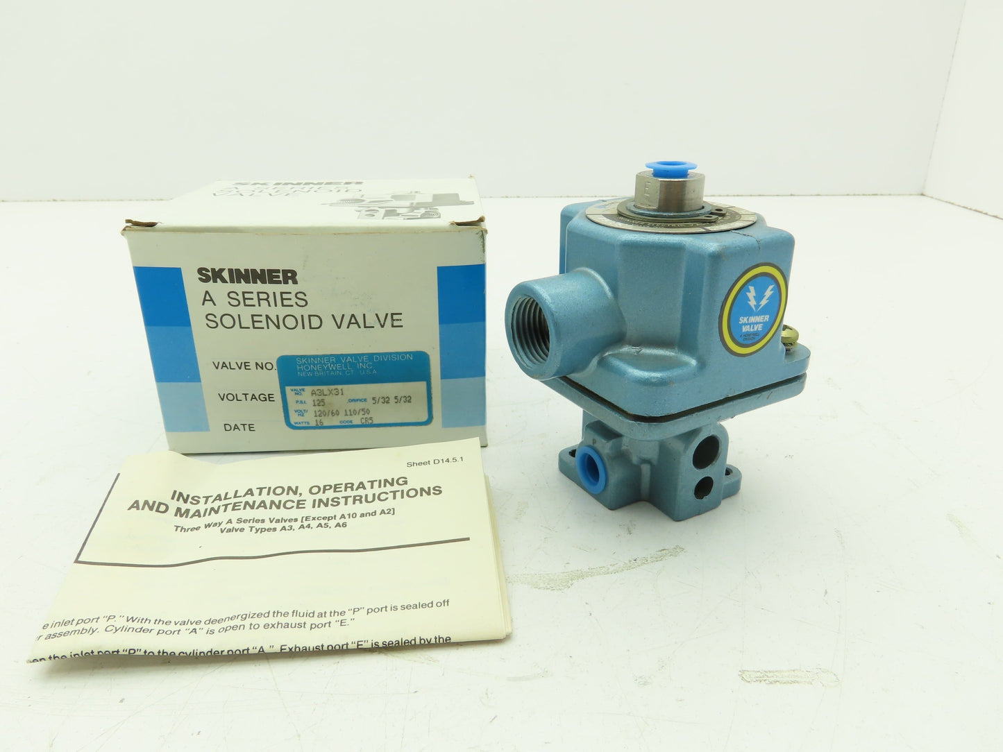 Honeywell Skinner A3LX31 Solenoid Valve 3-Way NC 120V 125 PSI 1/4" NPT -No Coil
