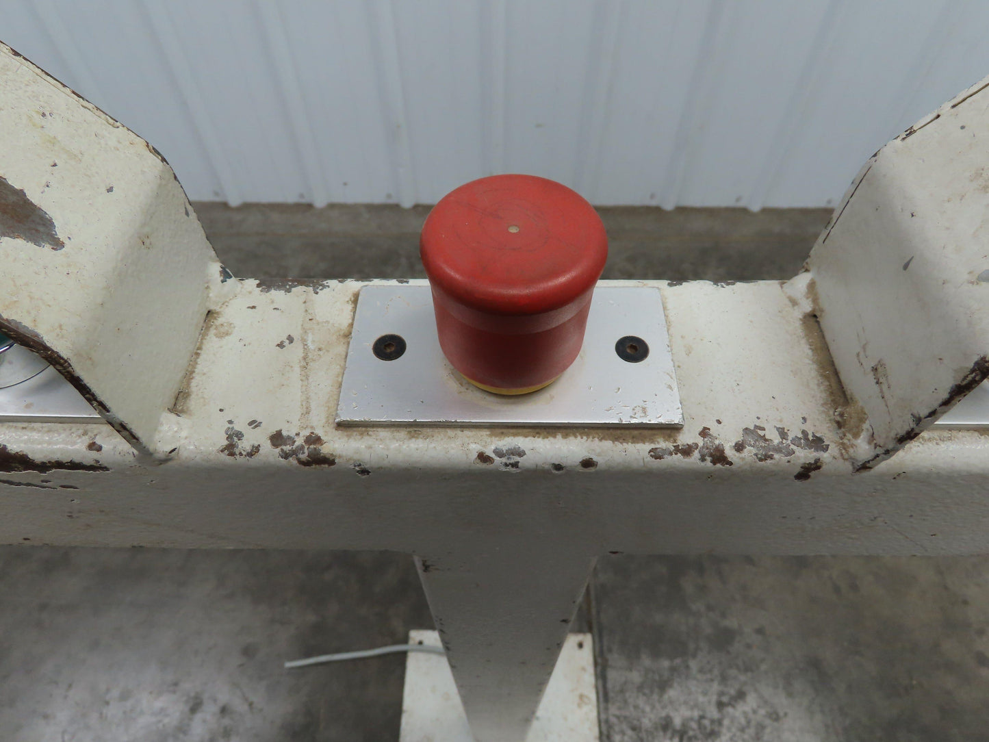 Telemecanique Pedestal Mounted Safety Control Operator Station 40" Height 3 Hole