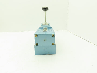 Skinner S4L0JFX4 Pneumatic Directional Control Hand Lever Valve 5/3 Pos 150 PSI