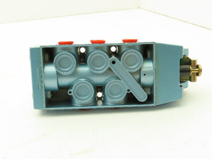 Skinner S3L0ACX2 Pneumatic Directional Control Hand Lever Valve 5/2 Pos 150 PSI