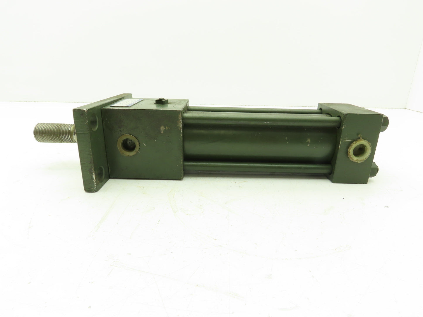 Yuken C-32096 Hydraulic Cylinder 1-1/2" Bore 3-3/4" Stroke 3/8" NPT Port