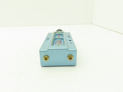 Honeywell Skinner S3B0BCX2 Pneumatic Directional Hand Lever Valve 5/2 Pos 1/4"