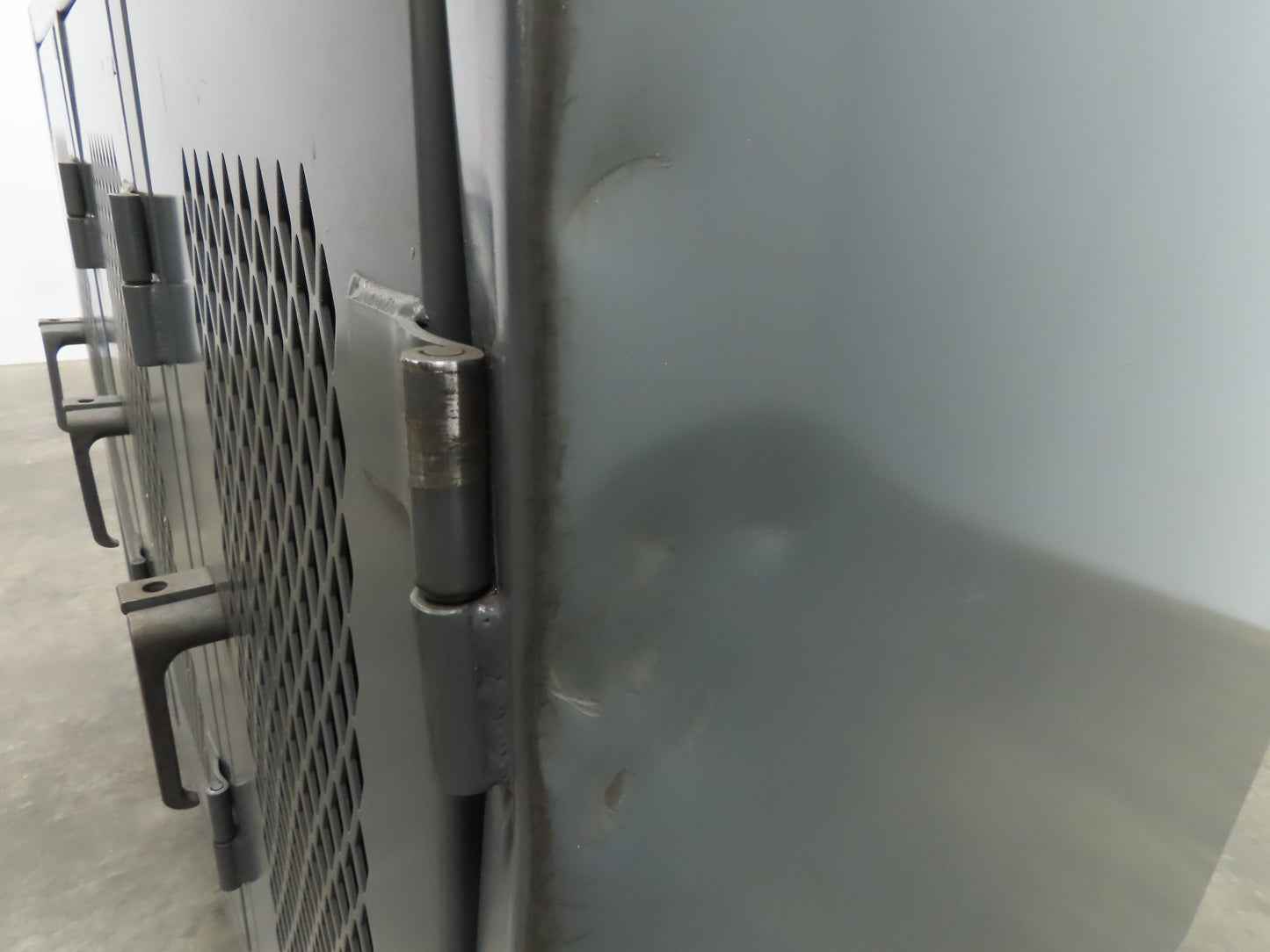 Strong Hold TP-12798 Heavy Duty Vintage Personal Locker Grey Steel Cabinet