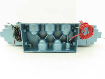 Honeywell Skinner S4KKHDL5 Solenoid Valve 5-Way 3 Pos 110V 150 PSI 3/4" NPT