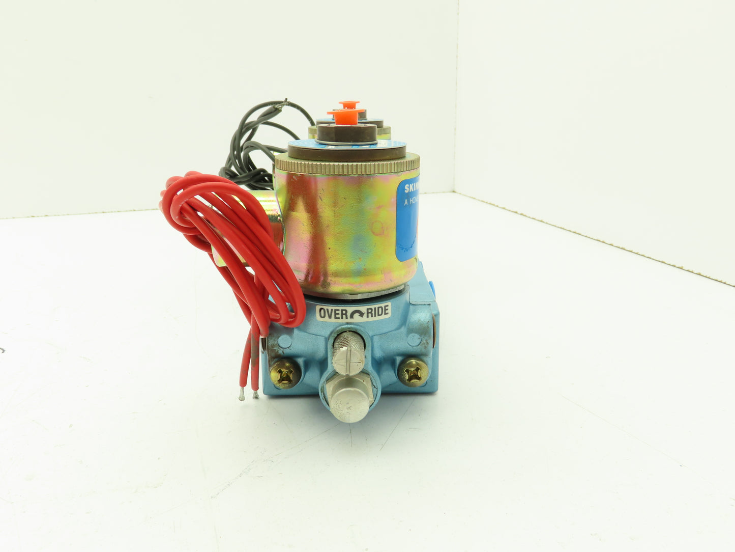 Honeywell Skinner S3FFHAL3 Solenoid Valve 5-Way 3 Pos 24VDC 150 PSI 3/8" NPT
